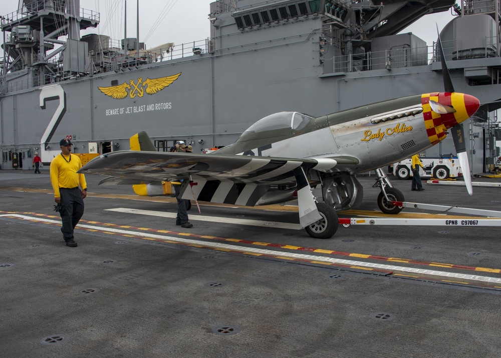 Warbirds Onloaded Aboard USS Essex