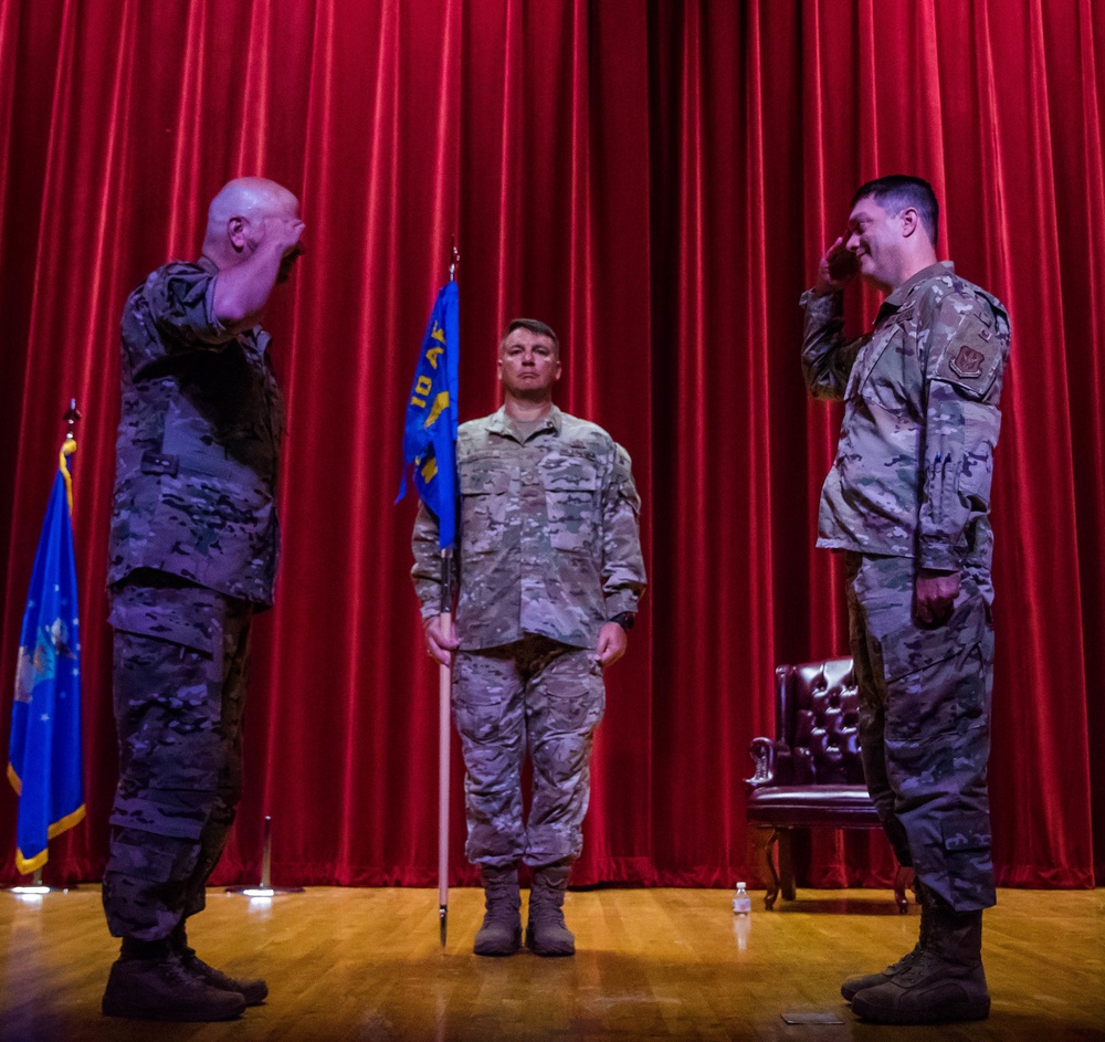 Leadership changes in 960th CW