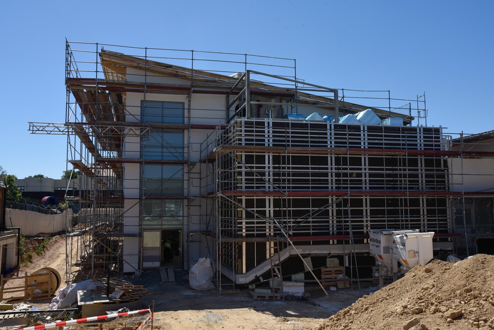 Wiesbaden Elementary School Construction