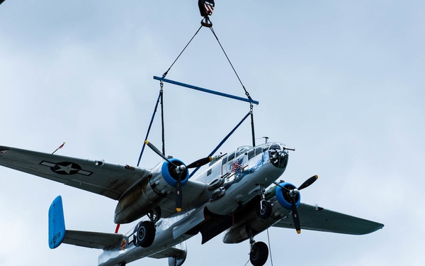 &quot;Warbirds&quot; Arrive In Pearl Harbor