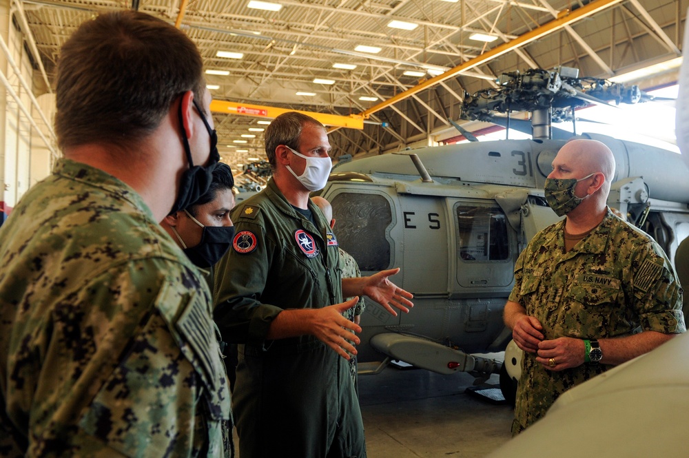 USFF Fleet Unit Visit to HSC-28
