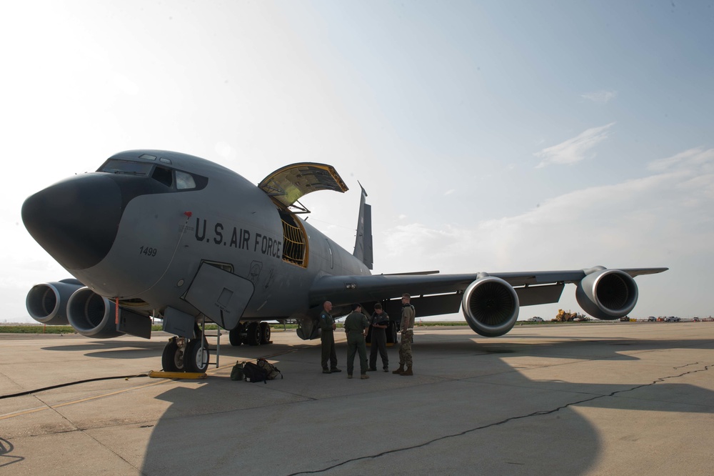 Pilot Training Over the Great Salt Lake
