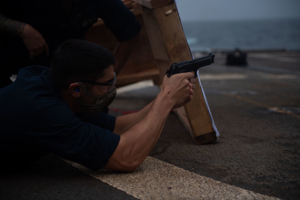 USS Princeton conducts M9 training