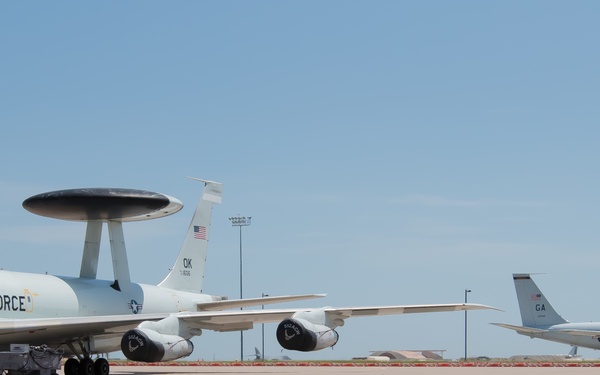 E-8 JSTAR visits Tinker