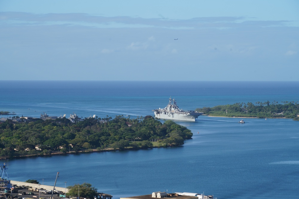 The Hawaii Army National Guardʻs newest aircraft arrives on board Naval Vessel.