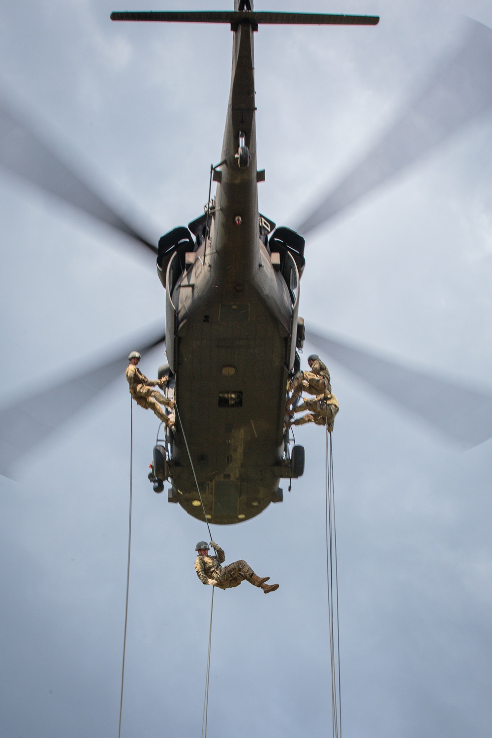 New Jersey National Guard assists West Point cadets rappel training