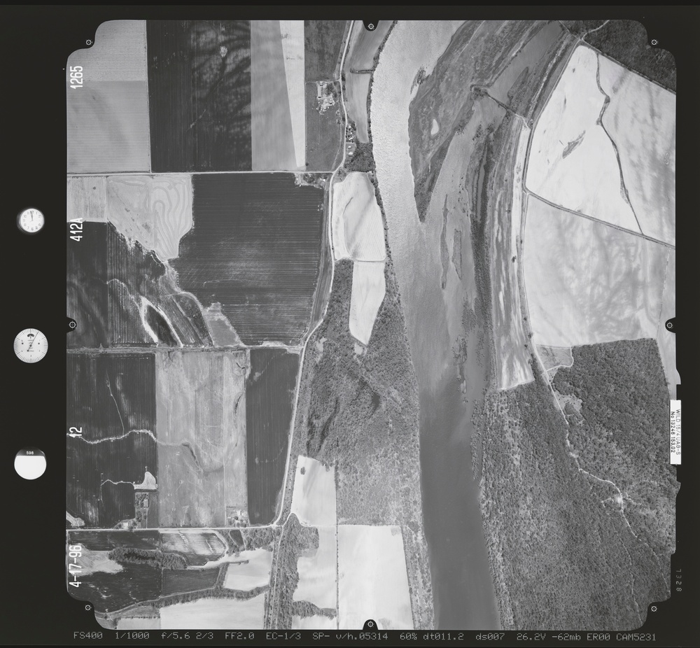 081103.200+-+Arkansas+River+Bottoms.412A.6