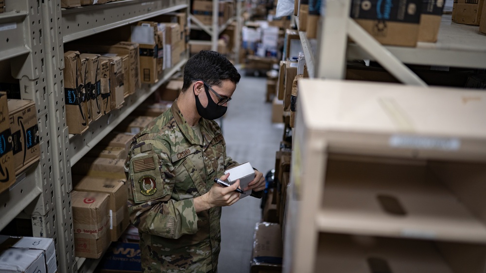Yokota post office ensures overseas Airmen stay connected