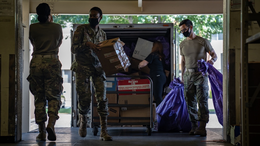 Yokota post office ensures overseas Airmen stay connected