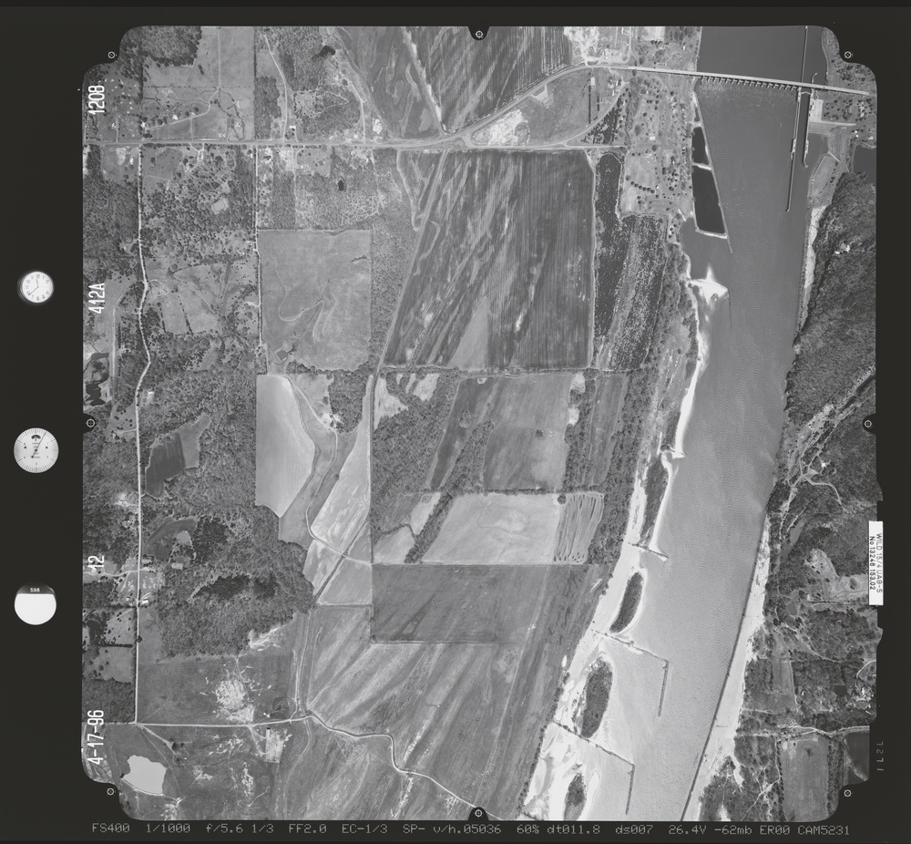 081103.143+-+Arkansas+River+Bottoms.412A.6