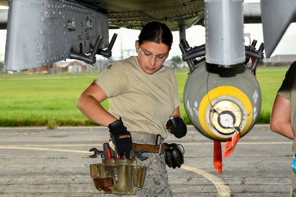 Ready and Lethal: 127 WG Airmen train with live ordnance