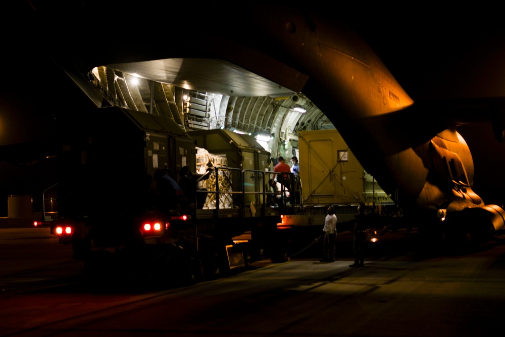 Cargo arrives at Diego Garcia