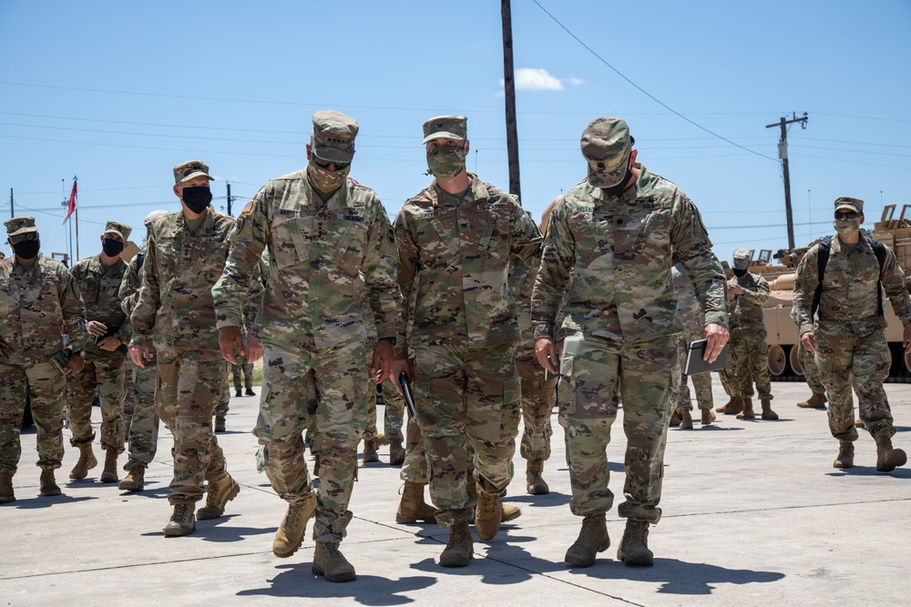 DVIDS - Images - U.S. Army Forces Command Visits GREYWOLF Brigade ...