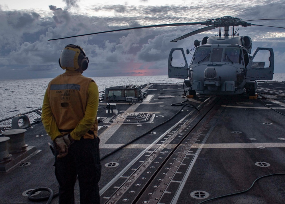 USS Mustin Conducts Flight Quarters