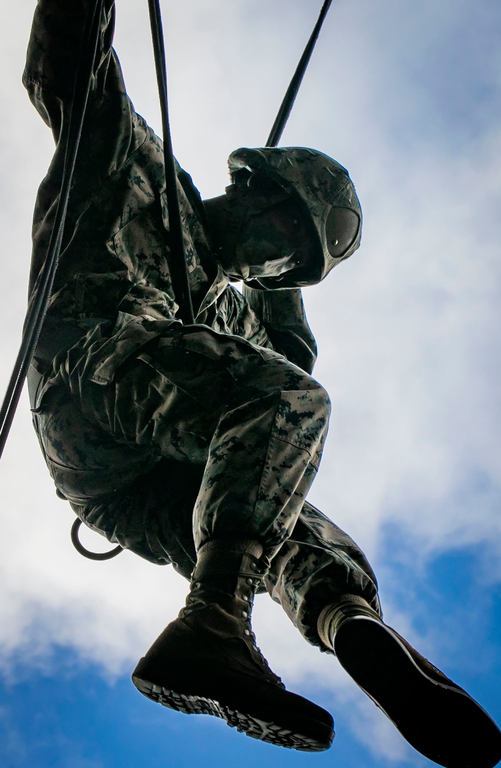 4th Force, MAG-24, 3rd Radio conduct rappelling training