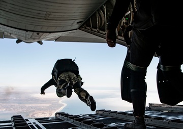 EOD Training and Evaluation Unit (EODTEU) 1 Conducts Maritime Insertion Course