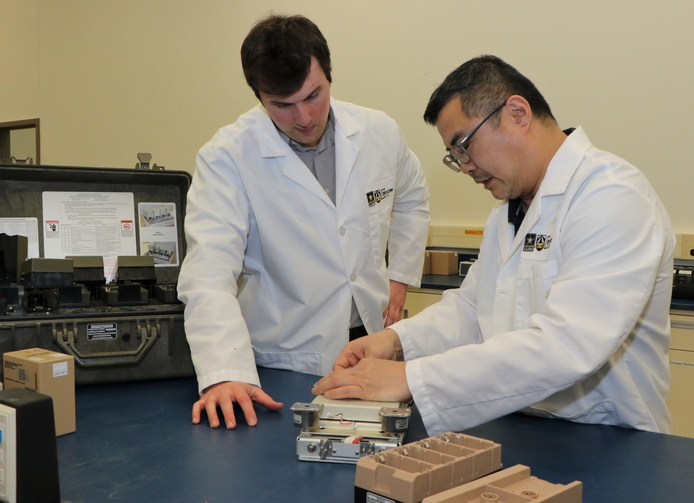 C5ISR Center researchers investigate improved batteries