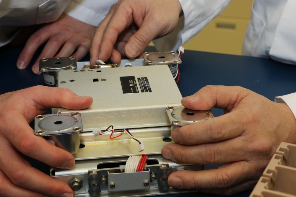 C5ISR Center researchers investigate improved batteries