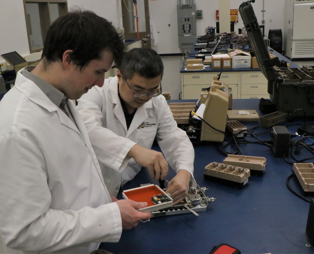 C5ISR Center researchers investigate improved batteries