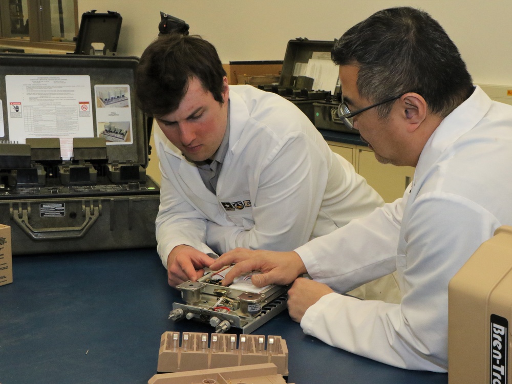 C5ISR Center researchers investigate improved batteries