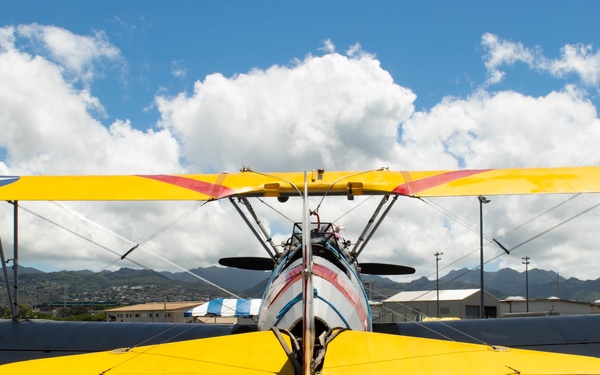 &quot;Warbirds&quot; Arrive In Pearl Harbor