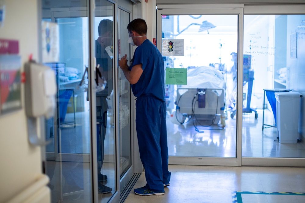 Air Force medical providers assist Los Angeles hospital