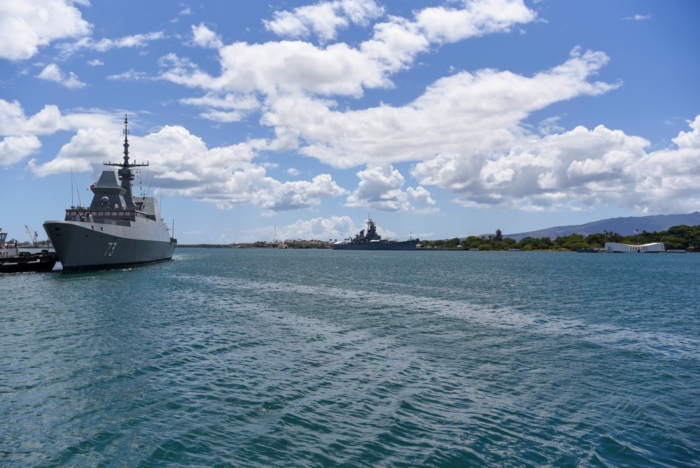 RSS Supreme Arrives in Pearl Harbor