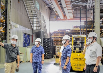 NAVSUP FLC Yokosuka conducts training for JMSDF officers and civilians