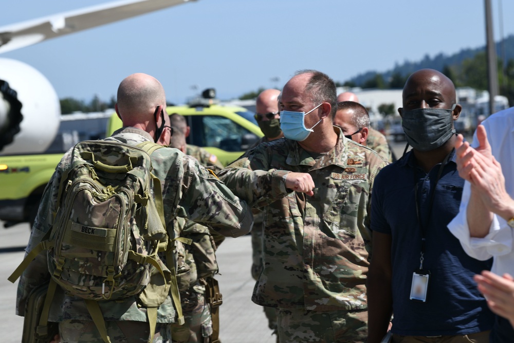Oregon Army National Citizen-Soldiers Return From Deployment