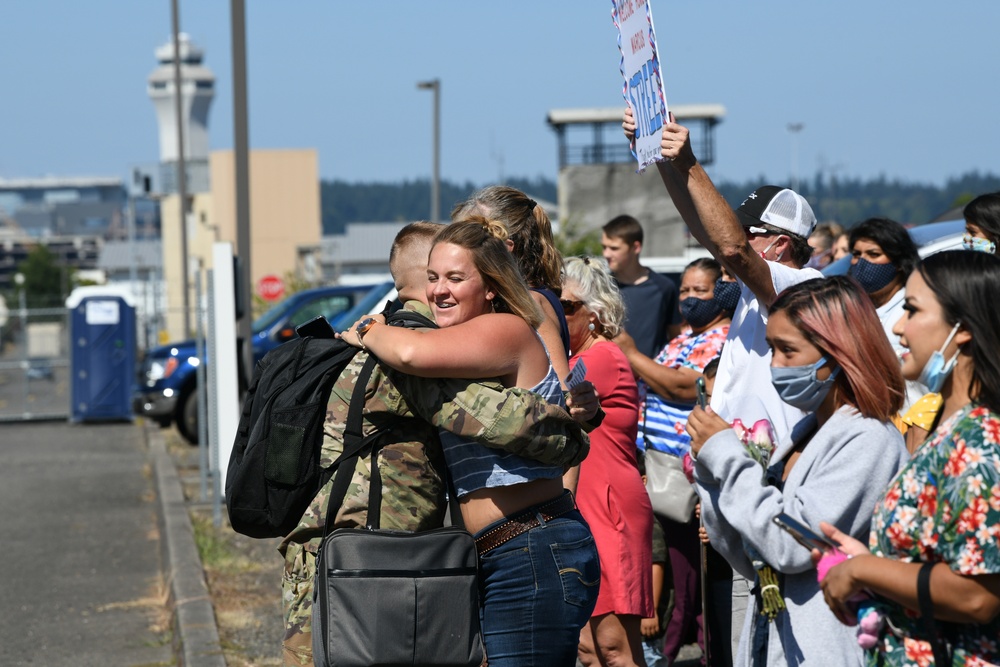 Oregon Army National Citizen-Soldiers Return From Deployment
