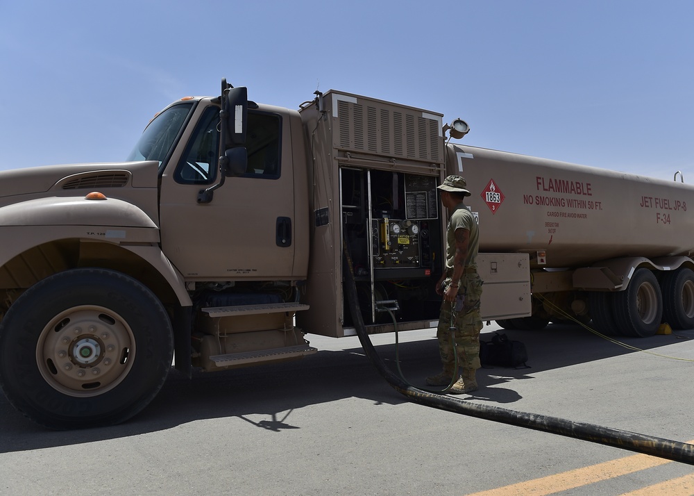Prince Sultan POL Airmen fuel up UH-60