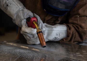 Structures metal shop aids EAEF COVID-19 mission