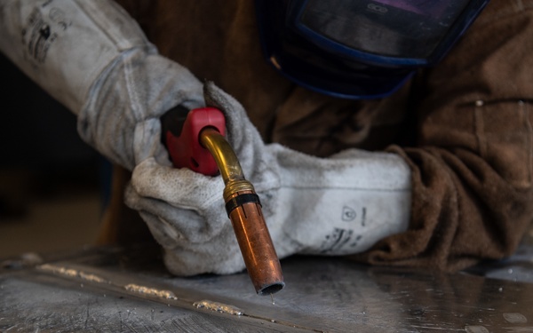 Structures metal shop aids EAEF COVID-19 mission