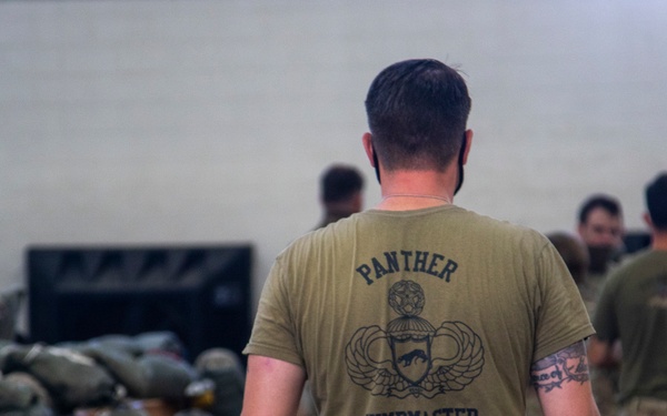 3rd BCT, 82nd Airborne Division Jumps into Exercise Panther Storm