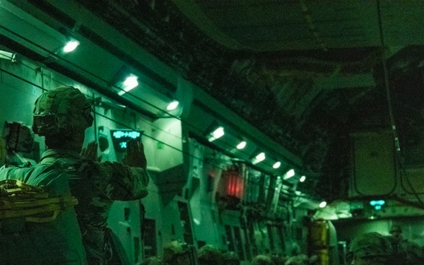 3rd BCT, 82nd Airborne Division Jumps into Exercise Panther Storm
