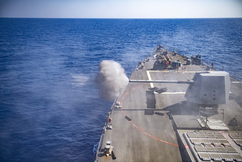 USS Sterett Conducts Live Fire Exercise