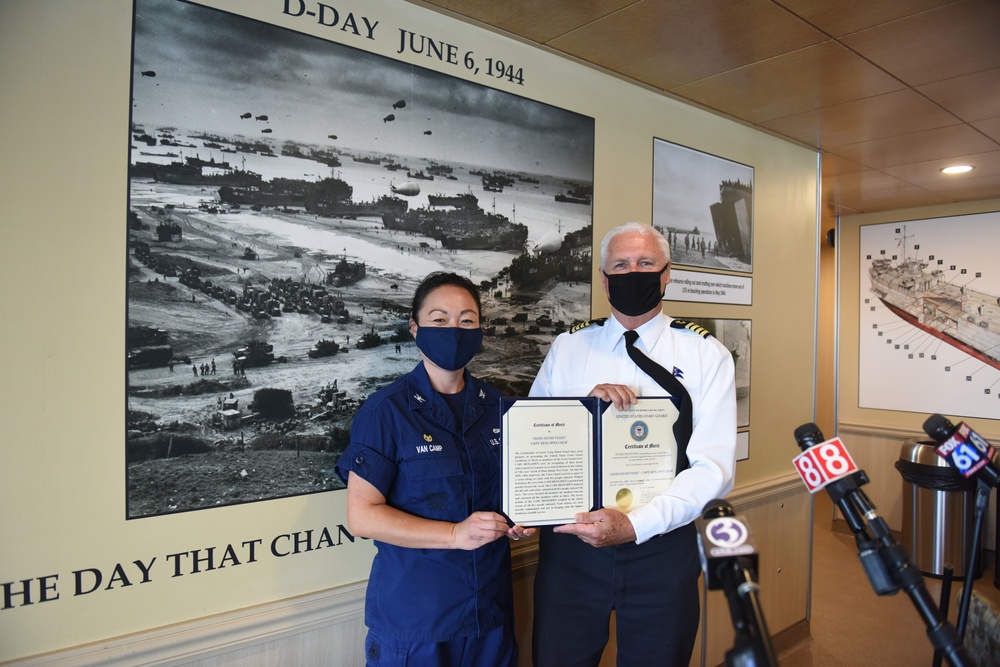 Coast Guard recognizes Cross Sound Ferry crew for heroic rescue