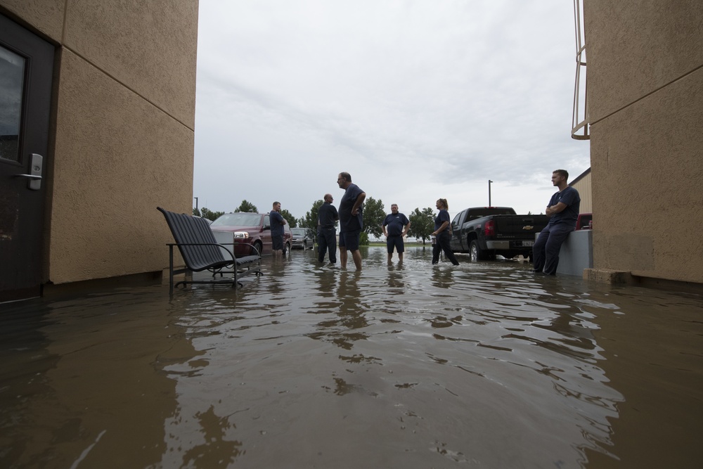 Team Scott responds to flash floods in “showcase” fashion
