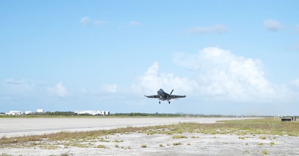 VFA-106 returns to NAS Key West for training