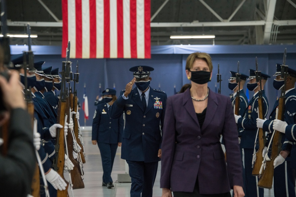 Bass assumes responsibility, Wright retires from CMSAF