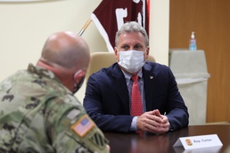 U.S. Rep. Buddy Carter visits post, briefed on local COVID-19 response