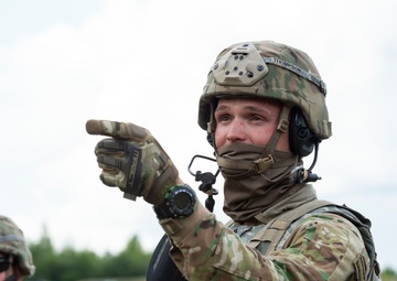 Airborne Sappers “Clear The Line”