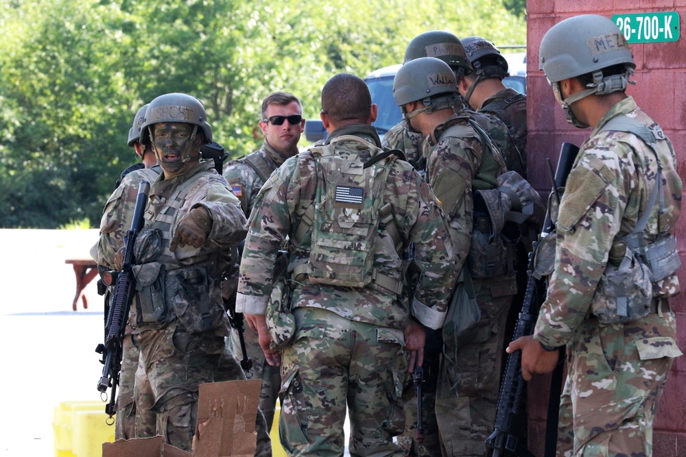 Fort Indiantown Gap hosts officer candidate field exercise