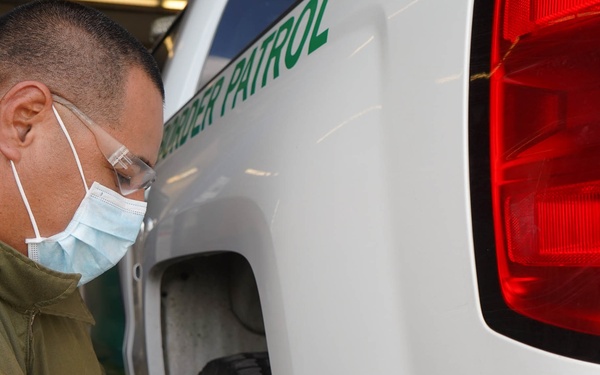 National Guard Soldiers Assist Federal Partners Along Texas Border