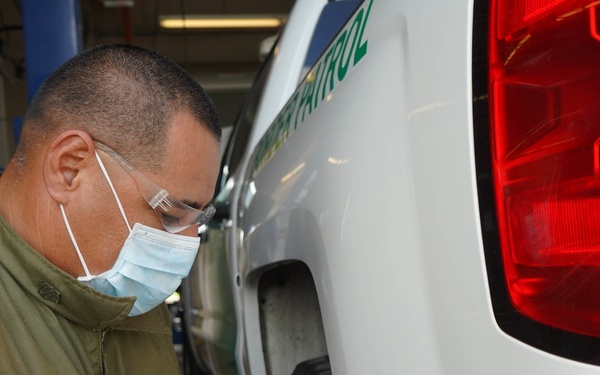 National Guard Soldiers Assist Federal Partners Along Texas Border