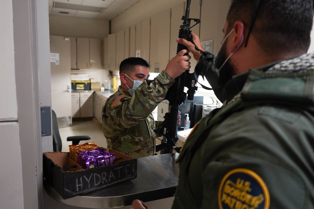 National Guard Soldiers Assist Federal Partners Along Texas Border