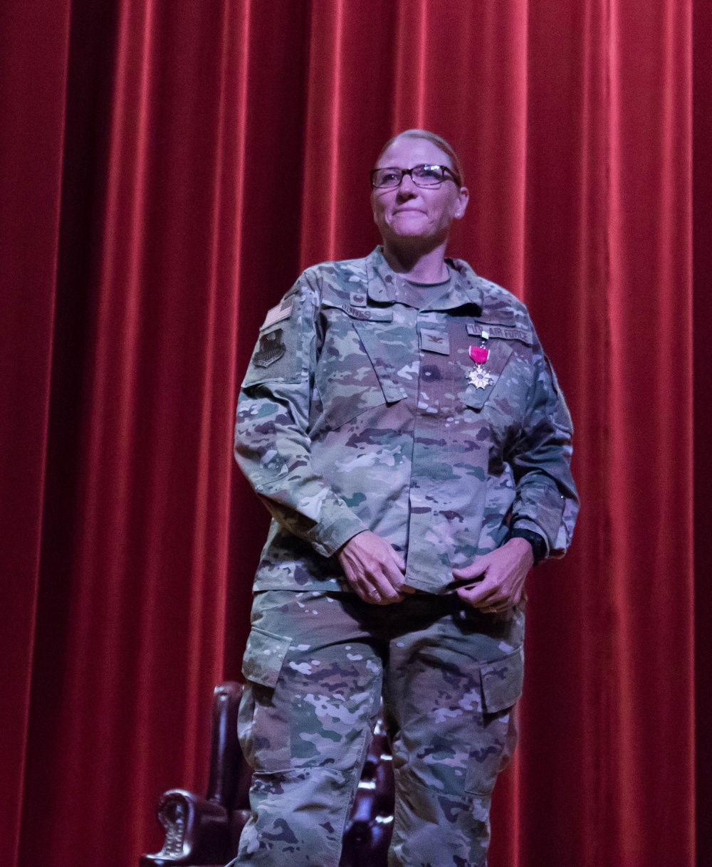 Leadership changes in 960th CW