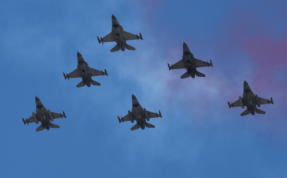 Polish and U.S. aircraft support Polish Armed Forces Day