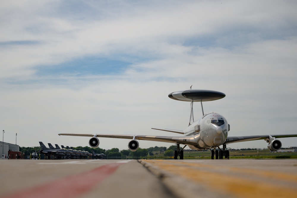114th Fighter Wing trains with AWACS Reserve Squadron