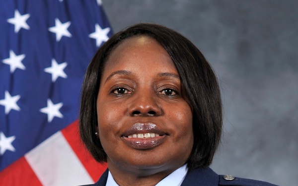 Retiring U.S. Transportation Command director focused on personnel professionalism and development, during a more than 30-year military career